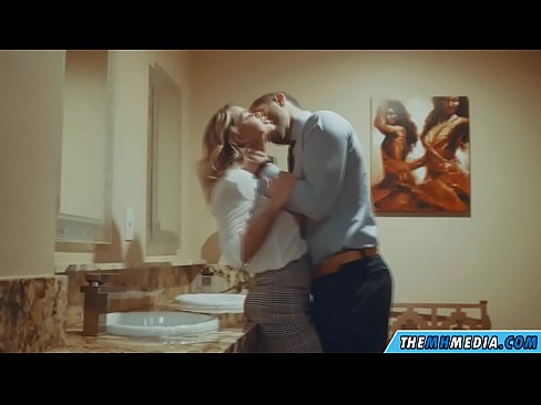 ❤️ Nuair a mheallann blonde busty tú i seomra scíthe poiblí ❤️ Sluts ag ga.corona-pass.ru ❌️❤